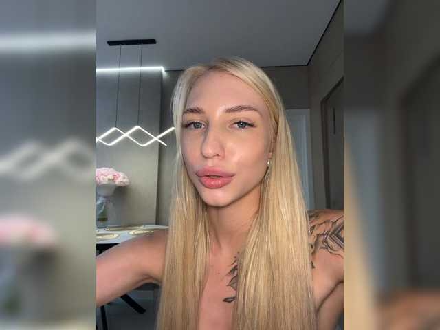 go to chat with Cristi-Candy