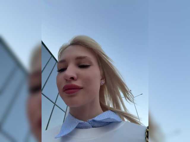 EwaBrown's BongaCams profile