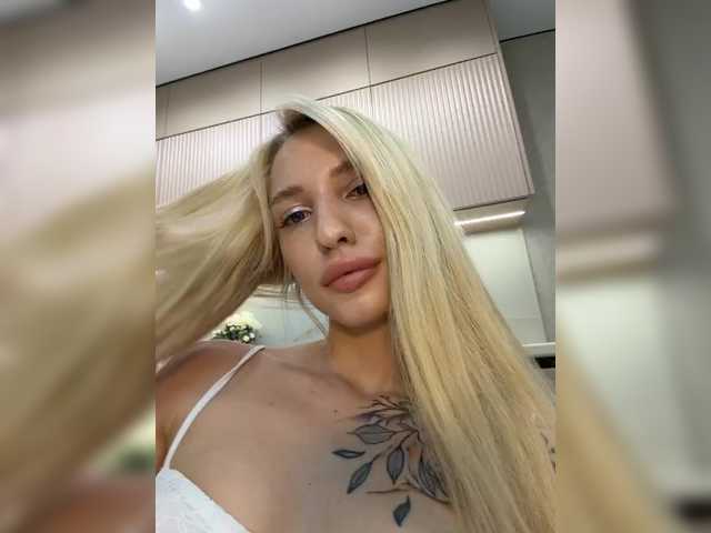 Live трансляция Cristi-Candy - slutnetki.online