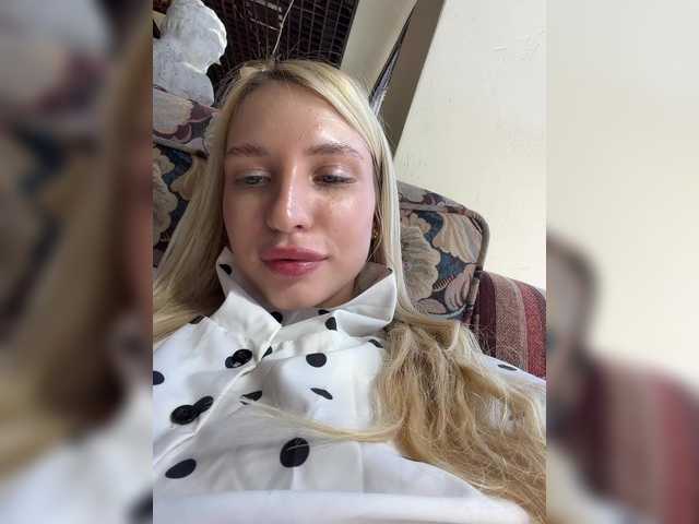 Live трансляция Cristi-Candy - slutnetki.online
