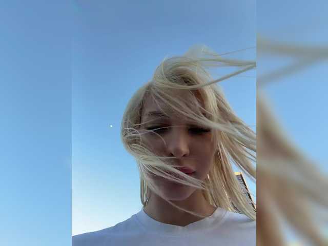 EwaBrown's BongaCams profile