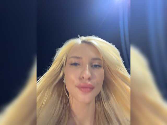 Cristi-Candy live webcam show