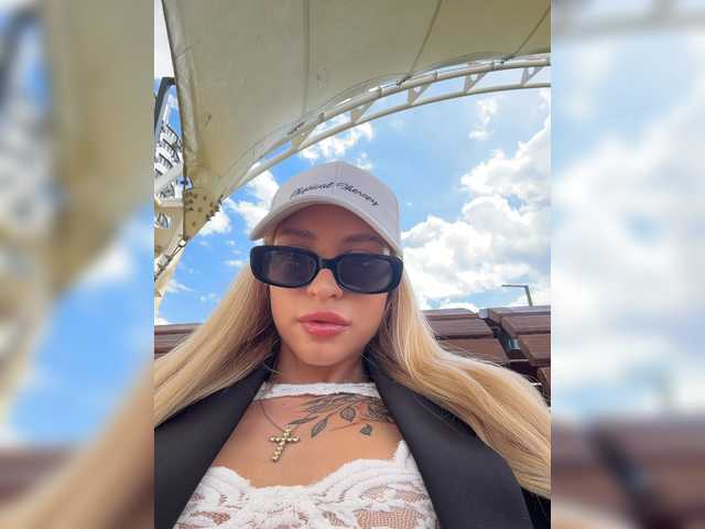 go to chat with Cristi-Candy