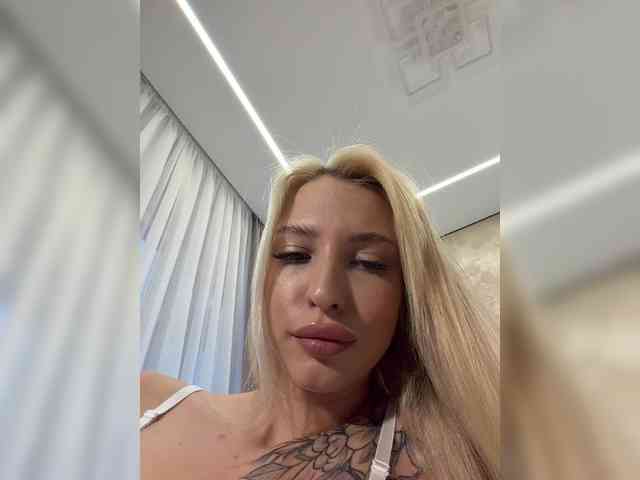 Cristi-Candy webcam