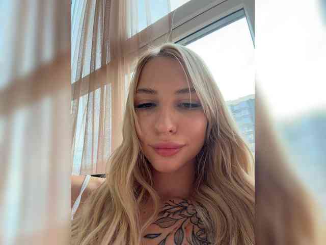 EwaBrown Sex Cam Show