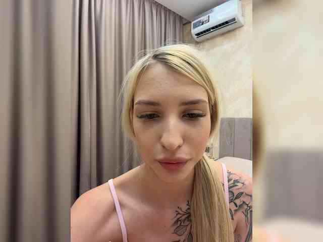 Cristi-Candy webcam