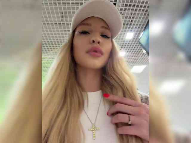 Cristi-Candy webcam