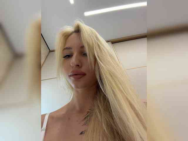 Cristi-Candy webcam