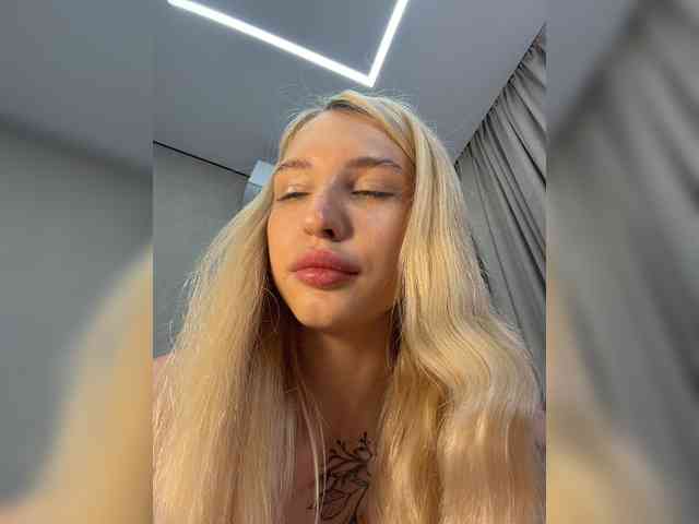 Cristi-Candy webcam