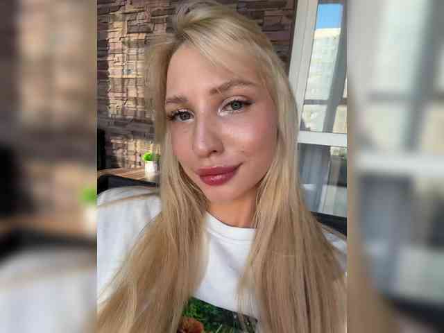 Cristi-Candy webcam