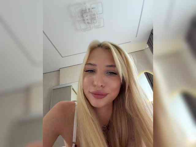 EwaBrown Sex Cam Show