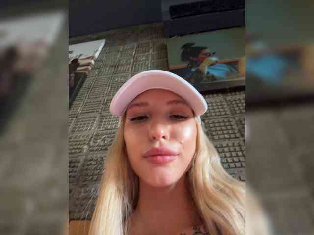 Cristi-Candy webcam