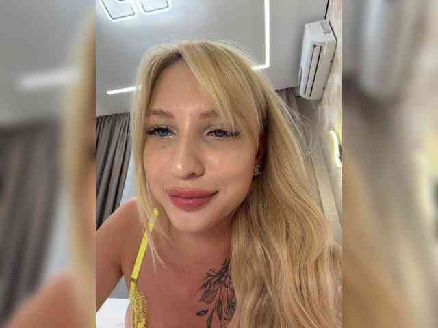 Cristi-Candy webcam