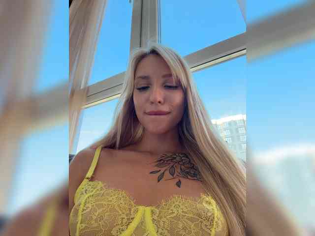 Cristi-Candy webcam