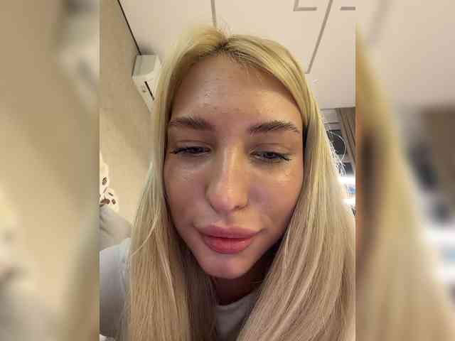 EwaBrown Sex Cam Show