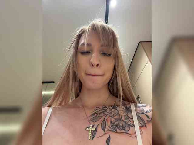 Cristi-Candy webcam