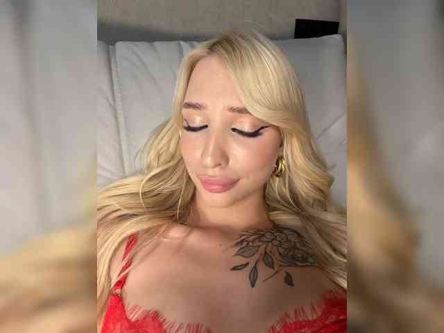 EwaBrown Sex Cam Show