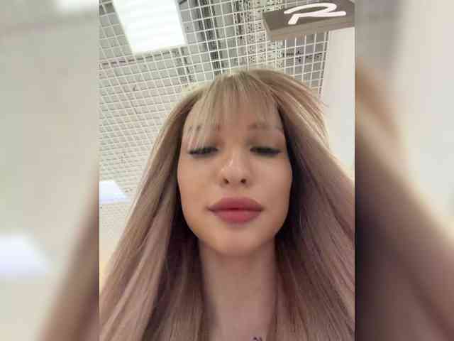 Cristi-Candy webcam