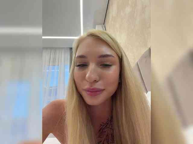 EwaBrown Sex Cam Show