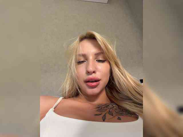 Cristi-Candy webcam