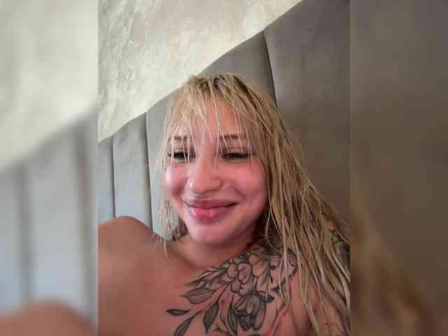 Cristi-Candy webcam