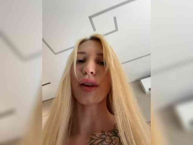 Cristi-Candy webcam
