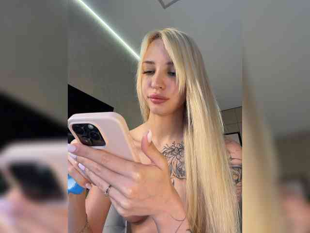 Cristi-Candy webcam