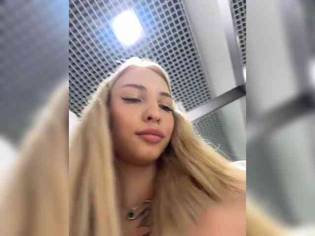 Cristi-Candy webcam