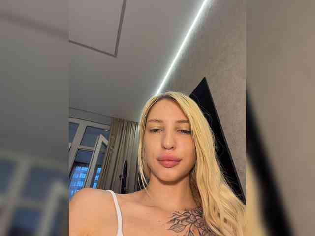Cristi-Candy webcam