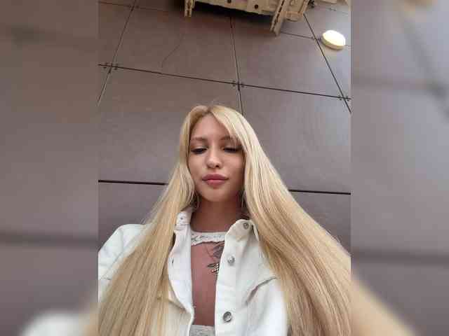 EwaBrown Live Webcam on BongaCams