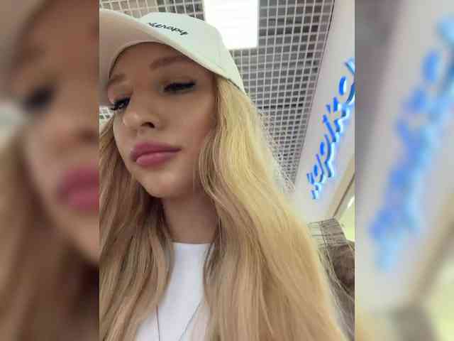 Cristi-Candy webcam
