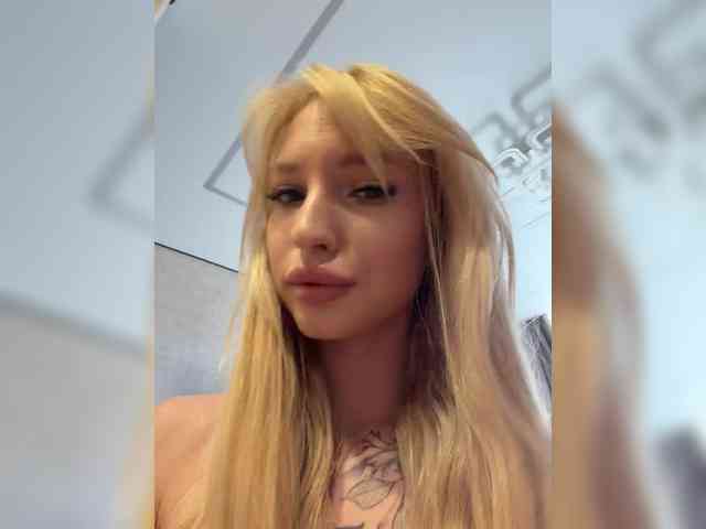 Cristi-Candy webcam