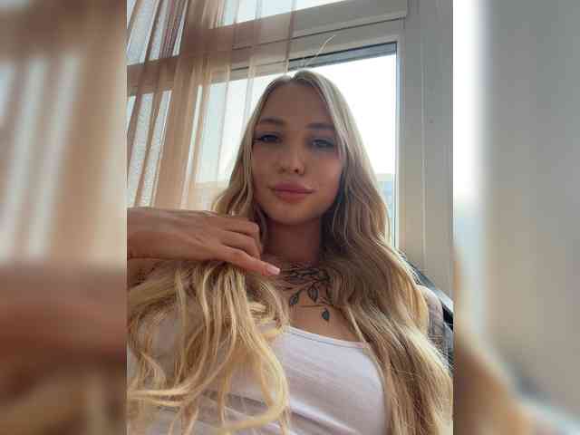 EwaBrown Sex Cam Show