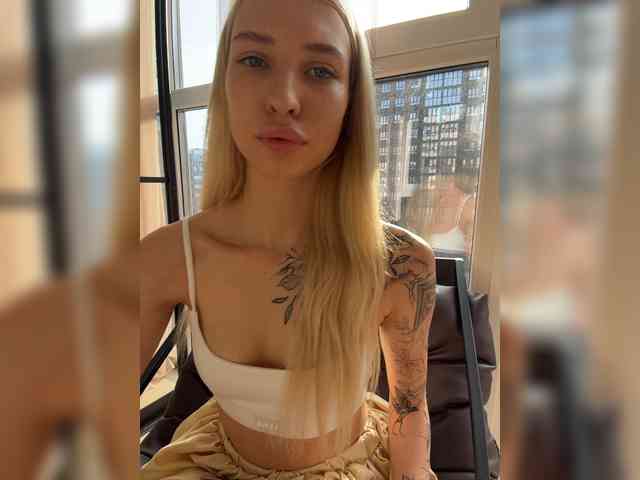 EwaBrown Live Webcam on BongaCams