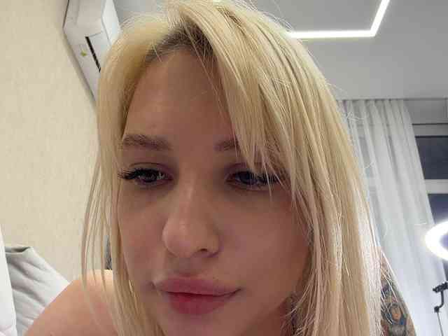 Cristi-Candy webcam