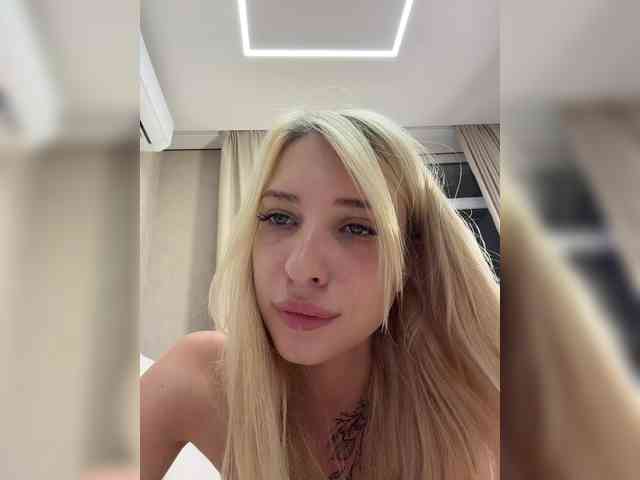 Cristi-Candy webcam