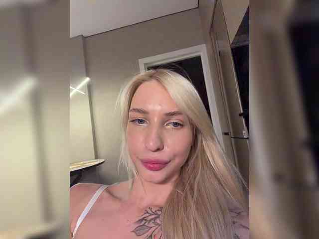 EwaBrown Sex Cam Show