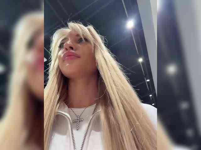 Cristi-Candy webcam