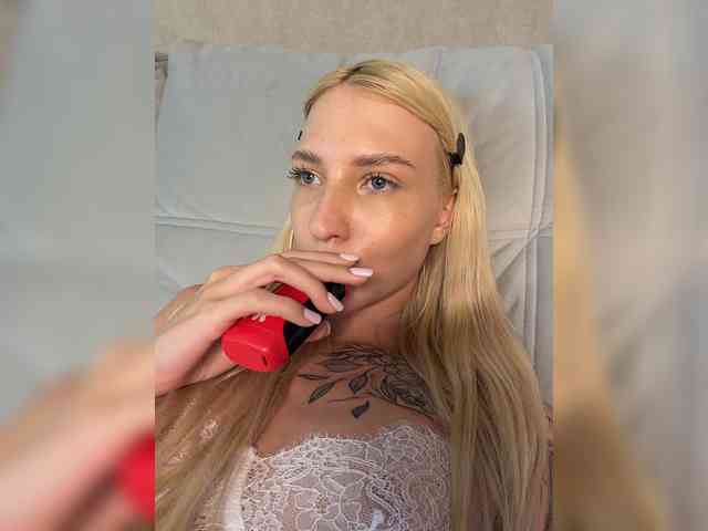 EwaBrown Sex Cam Show
