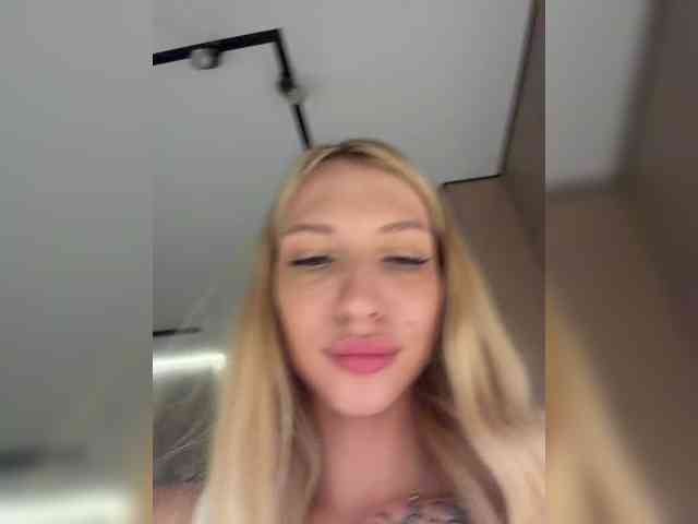 Cristi-Candy webcam