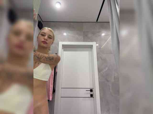 sex cam live EwaBrown