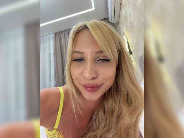 Cristi-Candy webcam
