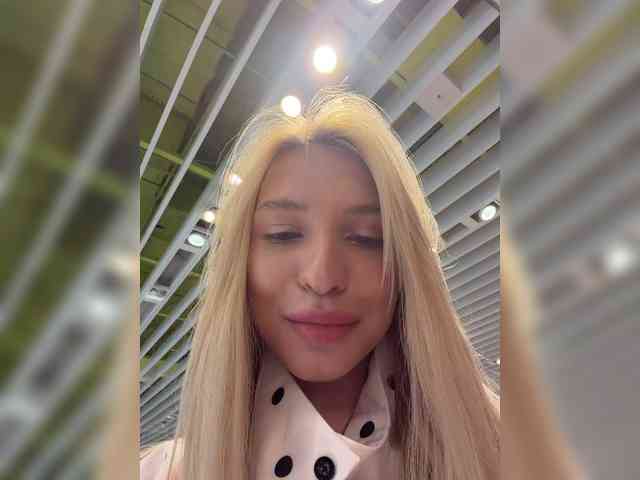 Cristi-Candy webcam