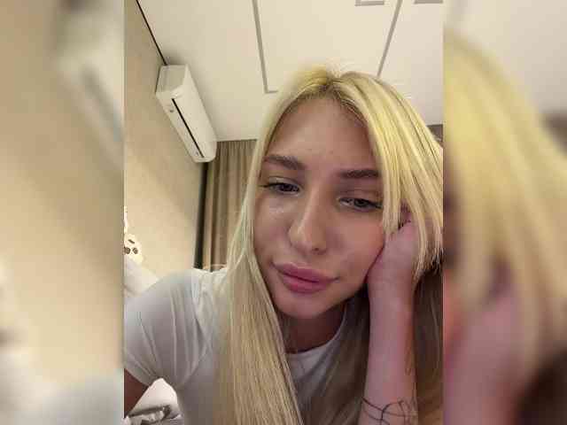EwaBrown Sex Cam Show