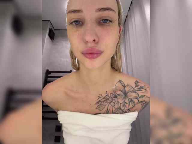 Cristi-Candy webcam