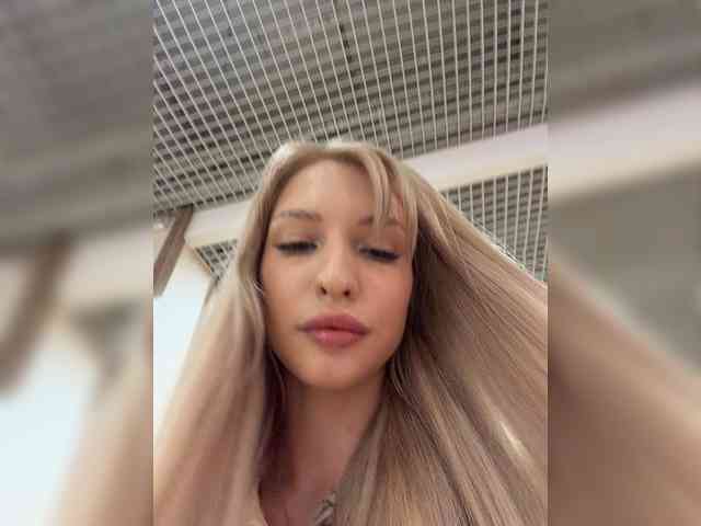 Cristi-Candy webcam