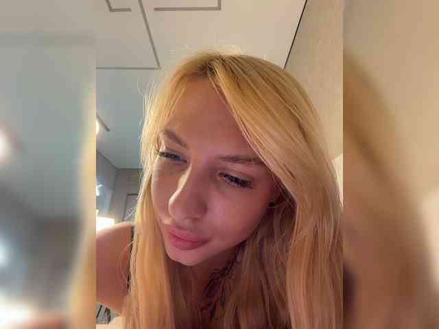Cristi-Candy webcam