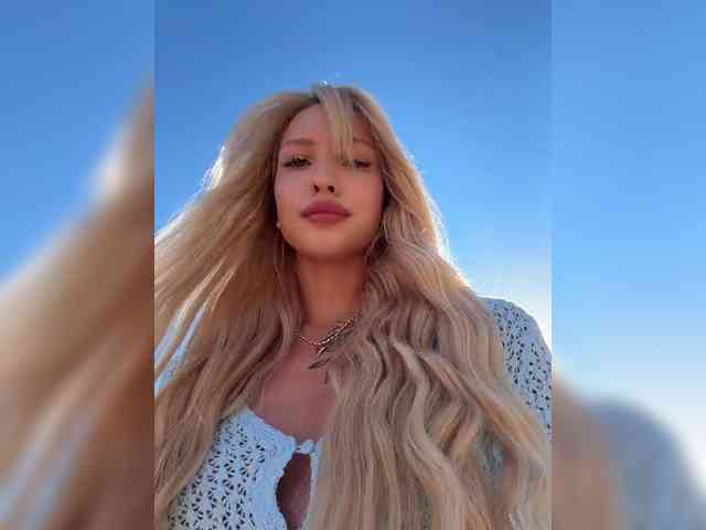 Cristi-Candy webcam