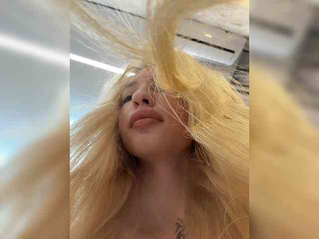 Cristi-Candy webcam