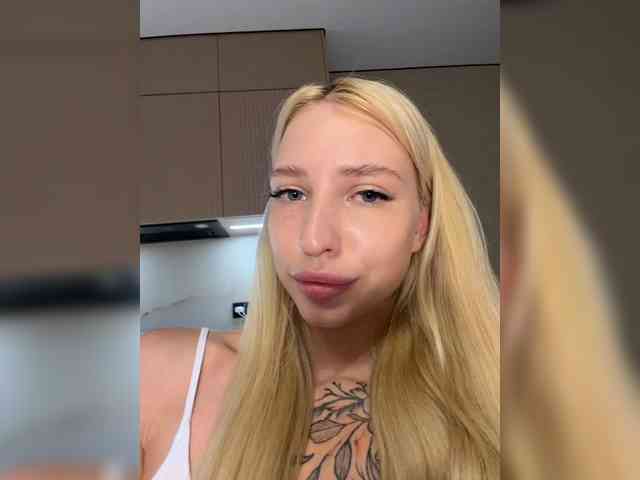 Cristi-Candy webcam